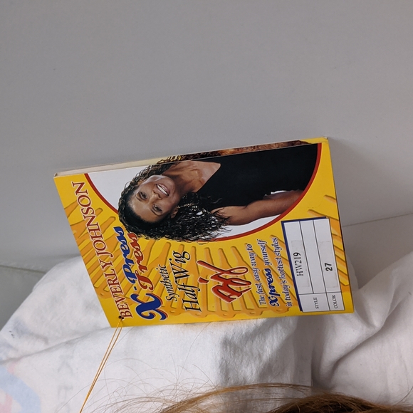 Beverly Johnson Halfwig - Picture 3 of 9